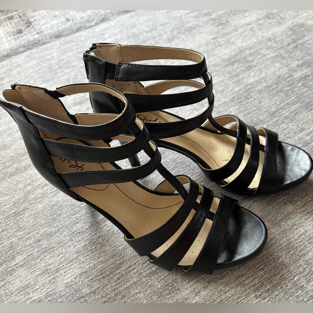 Life Stride Elegant Black Heels Size 8M - Picture 2 of 7